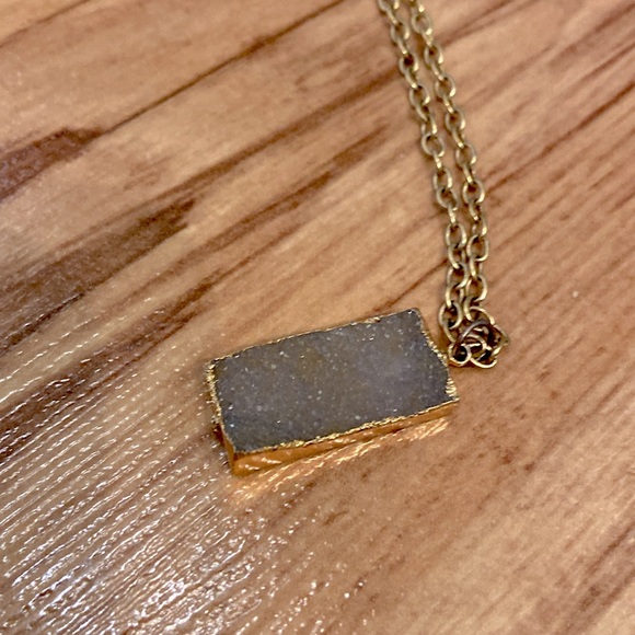 Druzy crystals and rock pendants lot - 6 items! - Picture 10 of 12